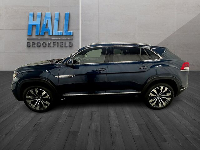 2023 Volkswagen Atlas Cross Sport 3.6L V6 SEL Premium R-Line Oshkosh WI