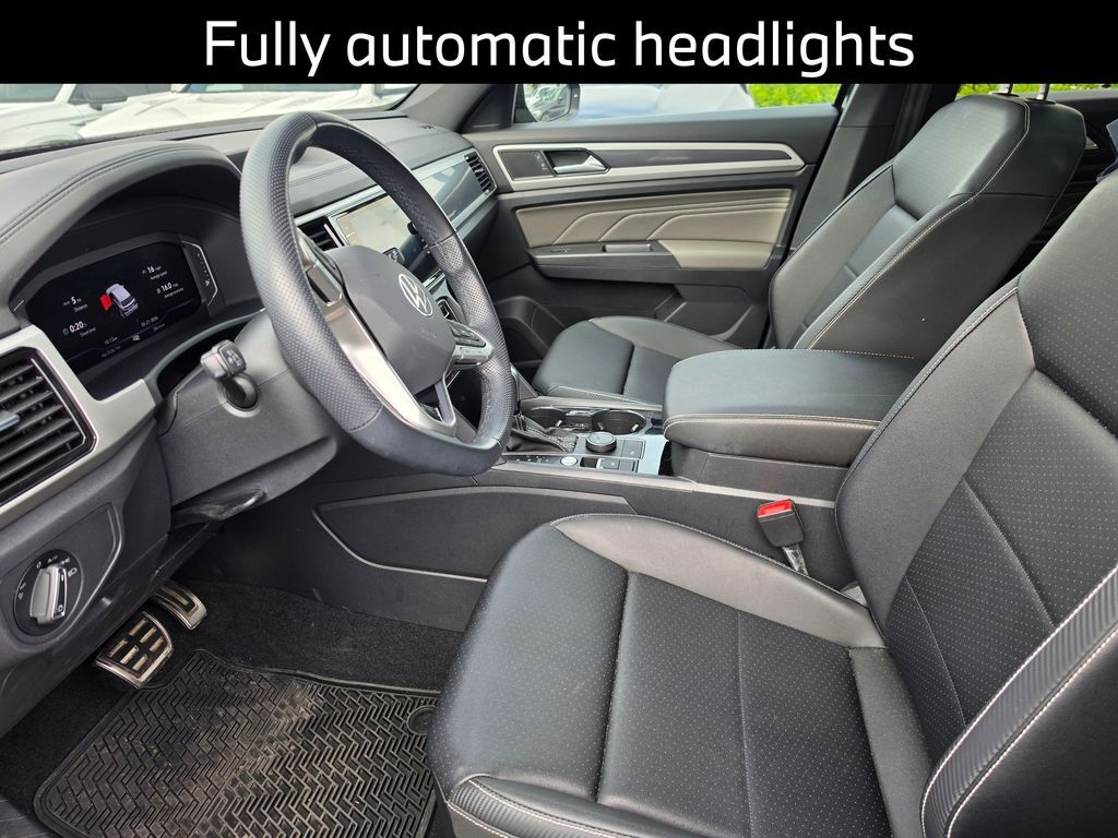 2023 Volkswagen Atlas Cross Sport 3.6L V6 SEL R-Line