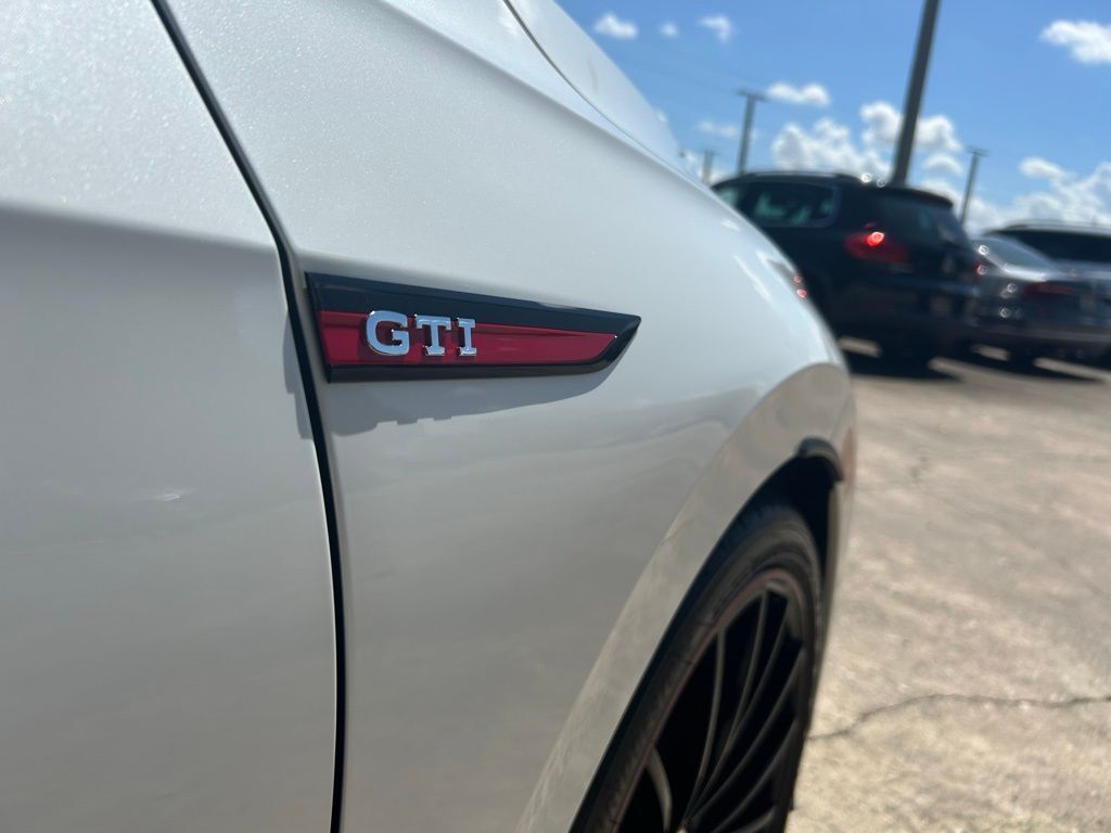 2023 Volkswagen Golf GTI 2.0T 40th Anniversary Edition Tampa FL