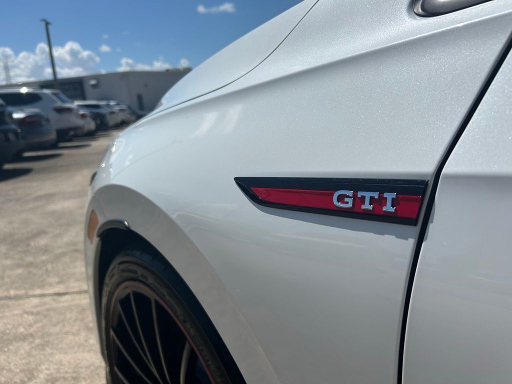 2023 Volkswagen Golf GTI 2.0T 40th Anniversary Edition Tampa FL