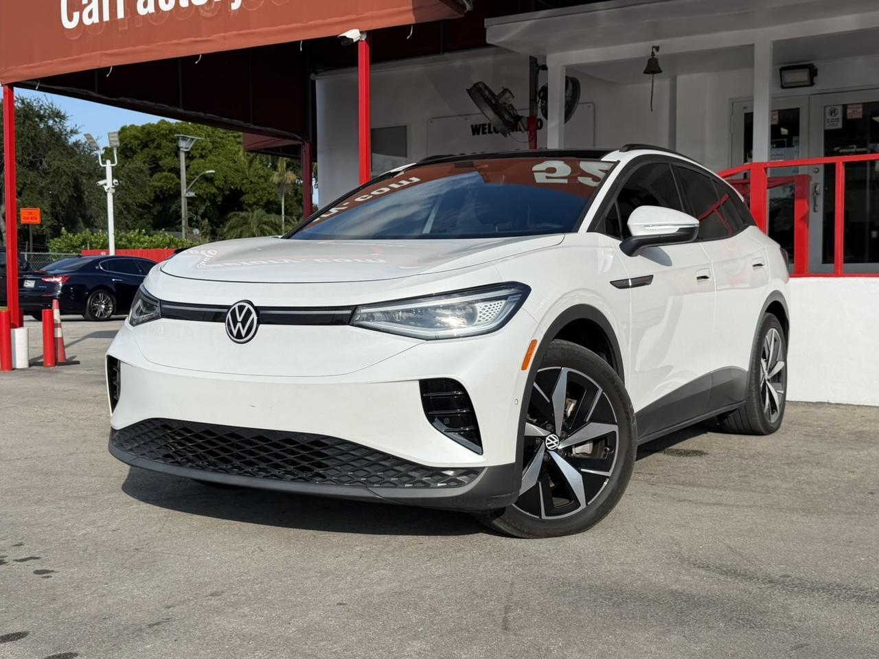 2023 Volkswagen ID.4 PRO S's photo