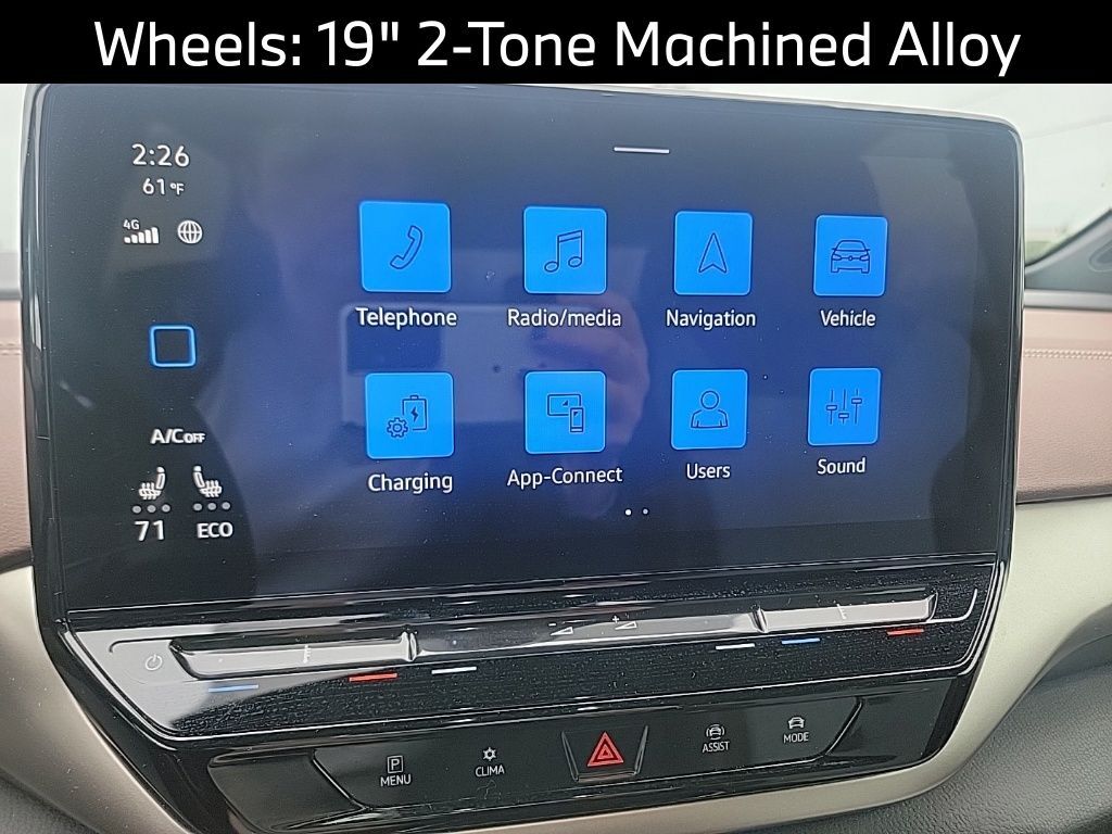 2023 Volkswagen ID.4 Pro