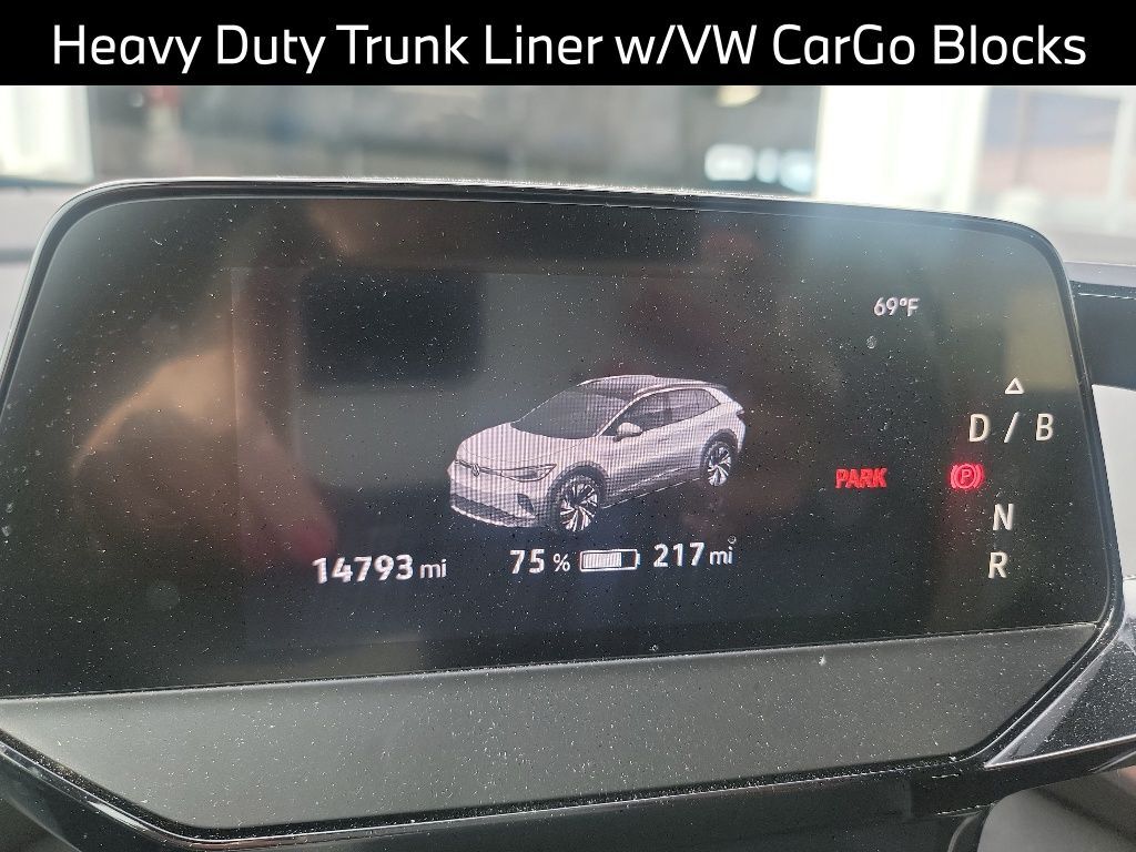 2023 Volkswagen ID.4 Pro