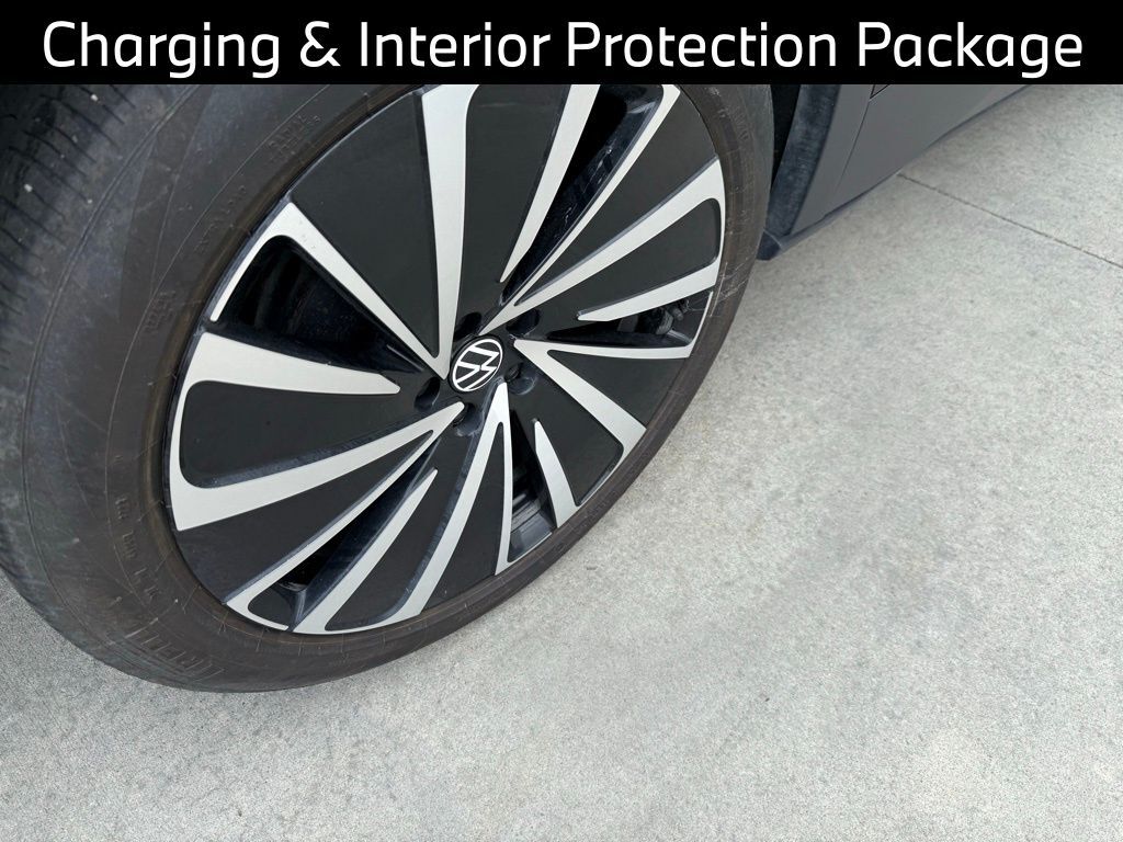 2023 Volkswagen ID.4 Pro S Plus