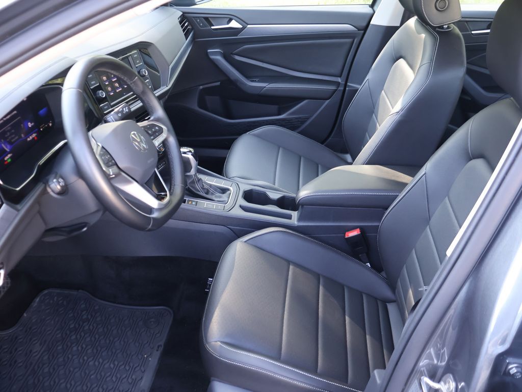 2023 Volkswagen Jetta 1.5T SE