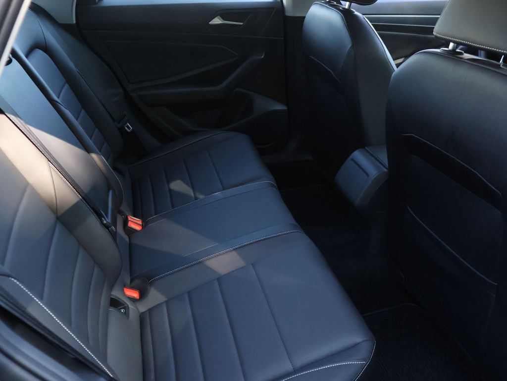 2023 Volkswagen Jetta 1.5T SE