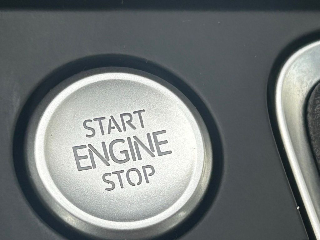 2023 Volkswagen Jetta 1.5T SE Tampa FL