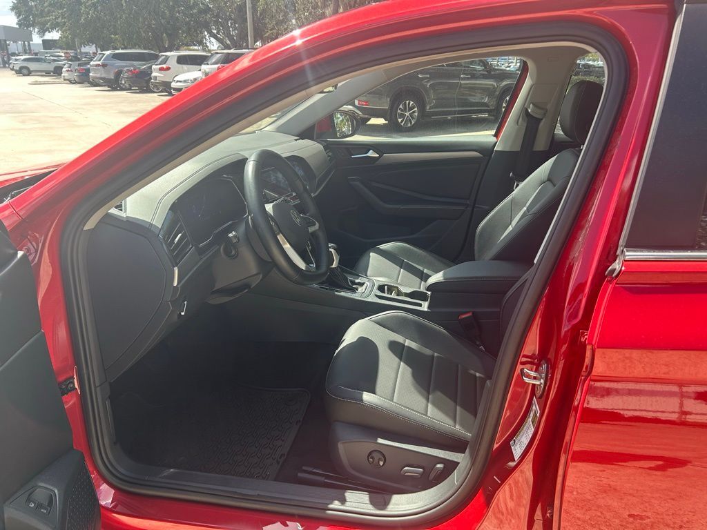 2023 Volkswagen Jetta 1.5T SE Tampa FL