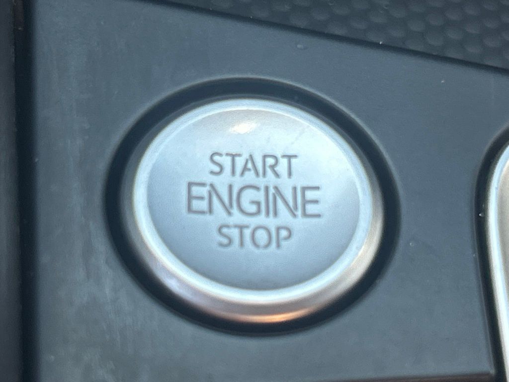 2023 Volkswagen Jetta 1.5T SE Tampa FL