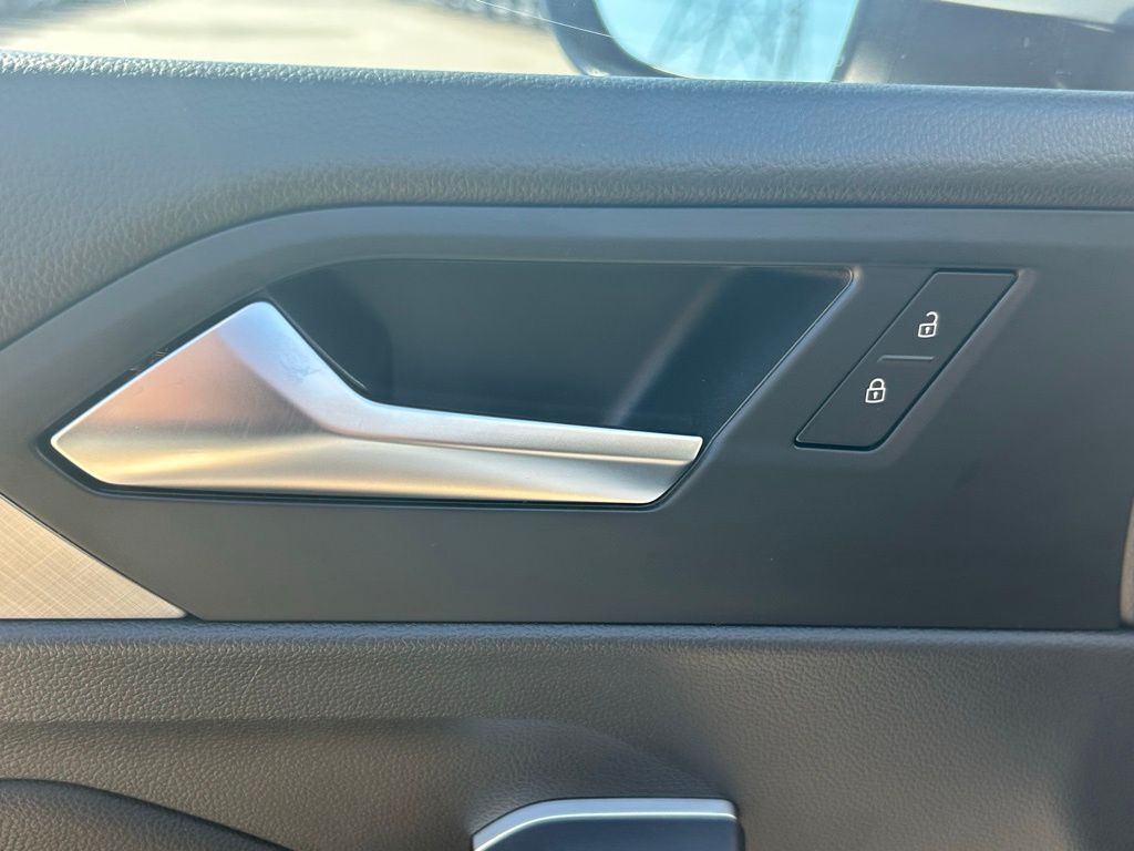 2023 Volkswagen Jetta 1.5T SE Tampa FL