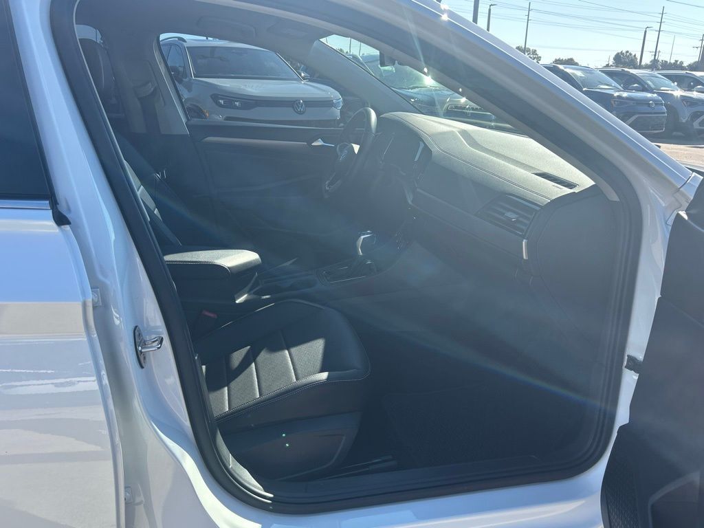 2023 Volkswagen Jetta 1.5T SE Tampa FL