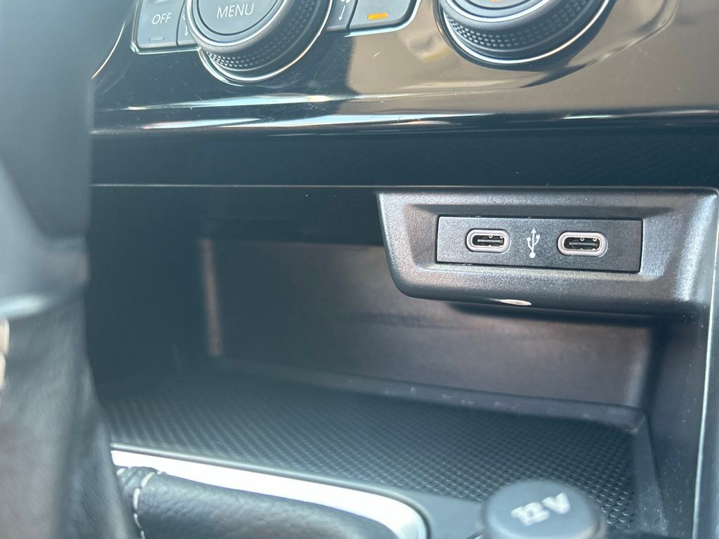 2023 Volkswagen Jetta 1.5T SE Tampa FL