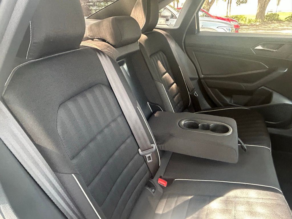 2023 Volkswagen Jetta 1.5T Sport Tampa FL