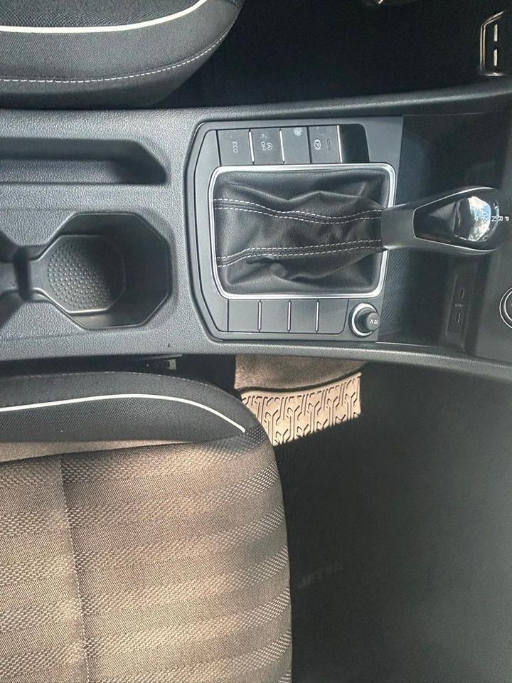 2023 Volkswagen Jetta 1.5T Sport Tampa FL
