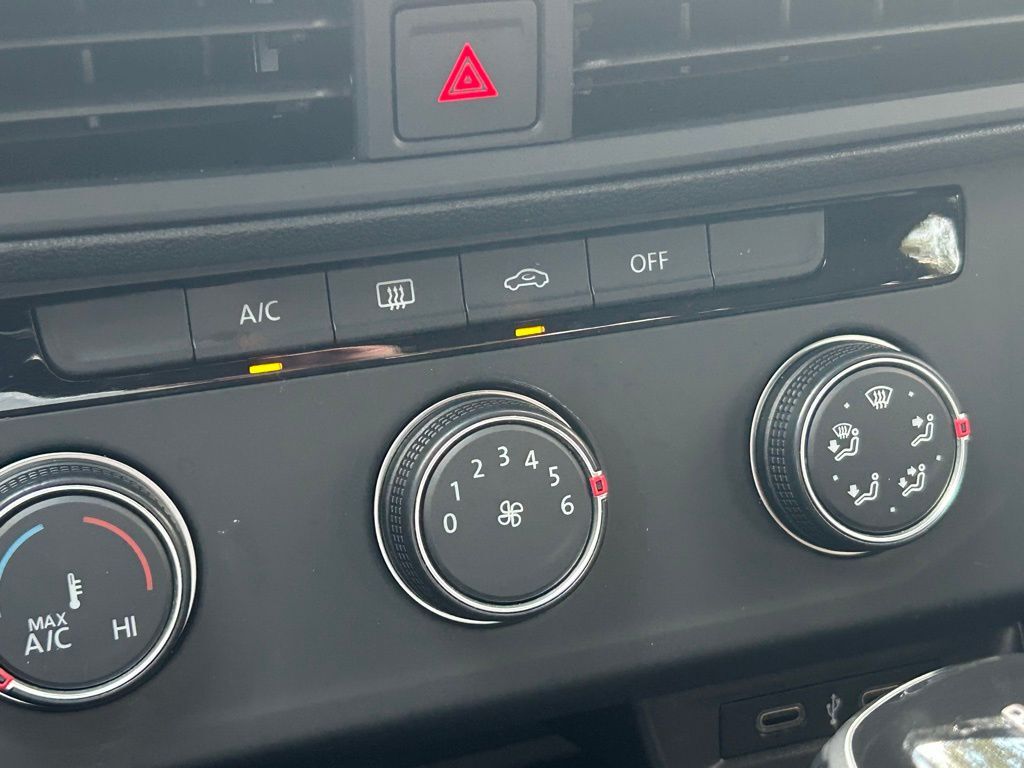 2023 Volkswagen Jetta 1.5T Sport Tampa FL