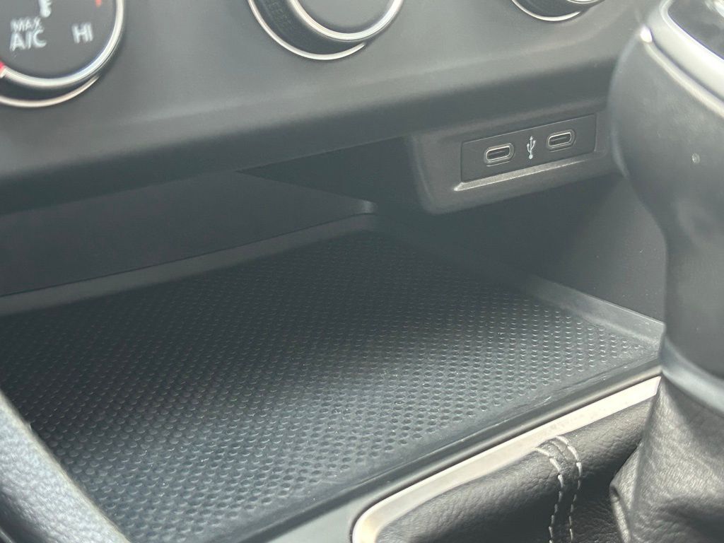2023 Volkswagen Jetta 1.5T Sport Tampa FL