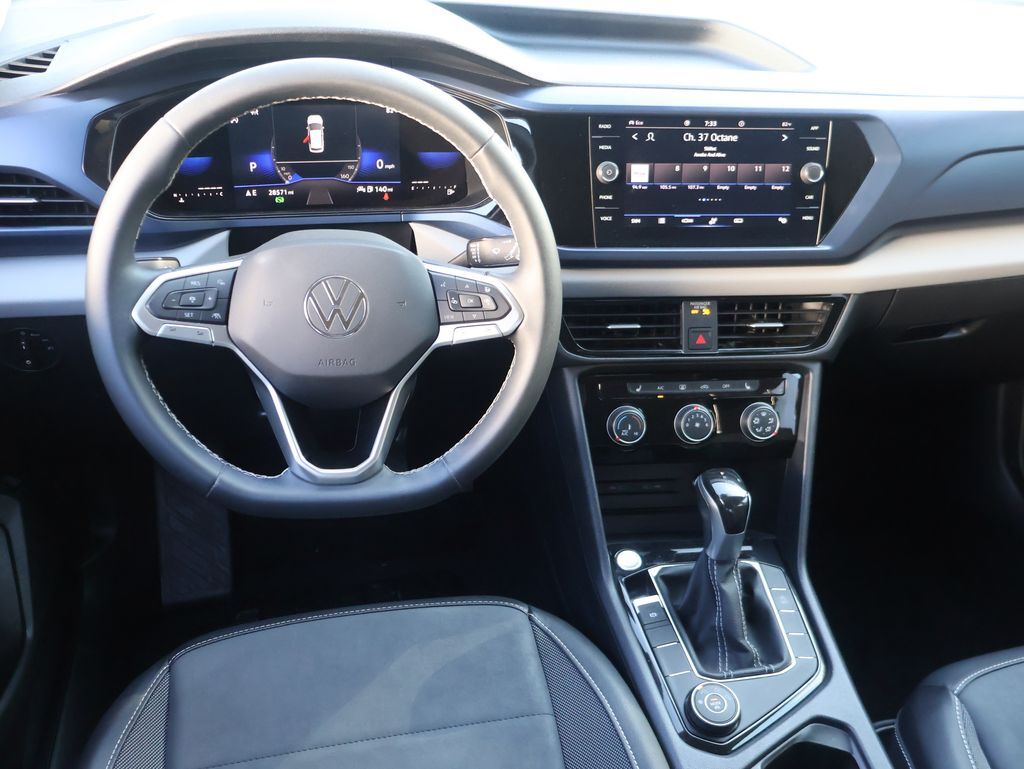 2023 Volkswagen Taos 1.5T SE