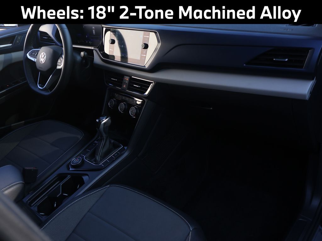 2023 Volkswagen Taos 1.5T SE