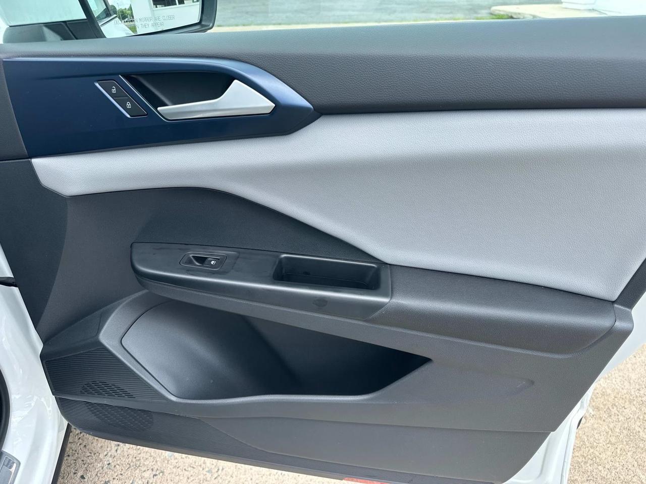 2023 Volkswagen Taos 1.5T SE Woodbridge VA
