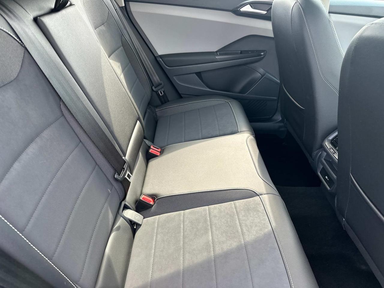 2023 Volkswagen Taos 1.5T SE Woodbridge VA