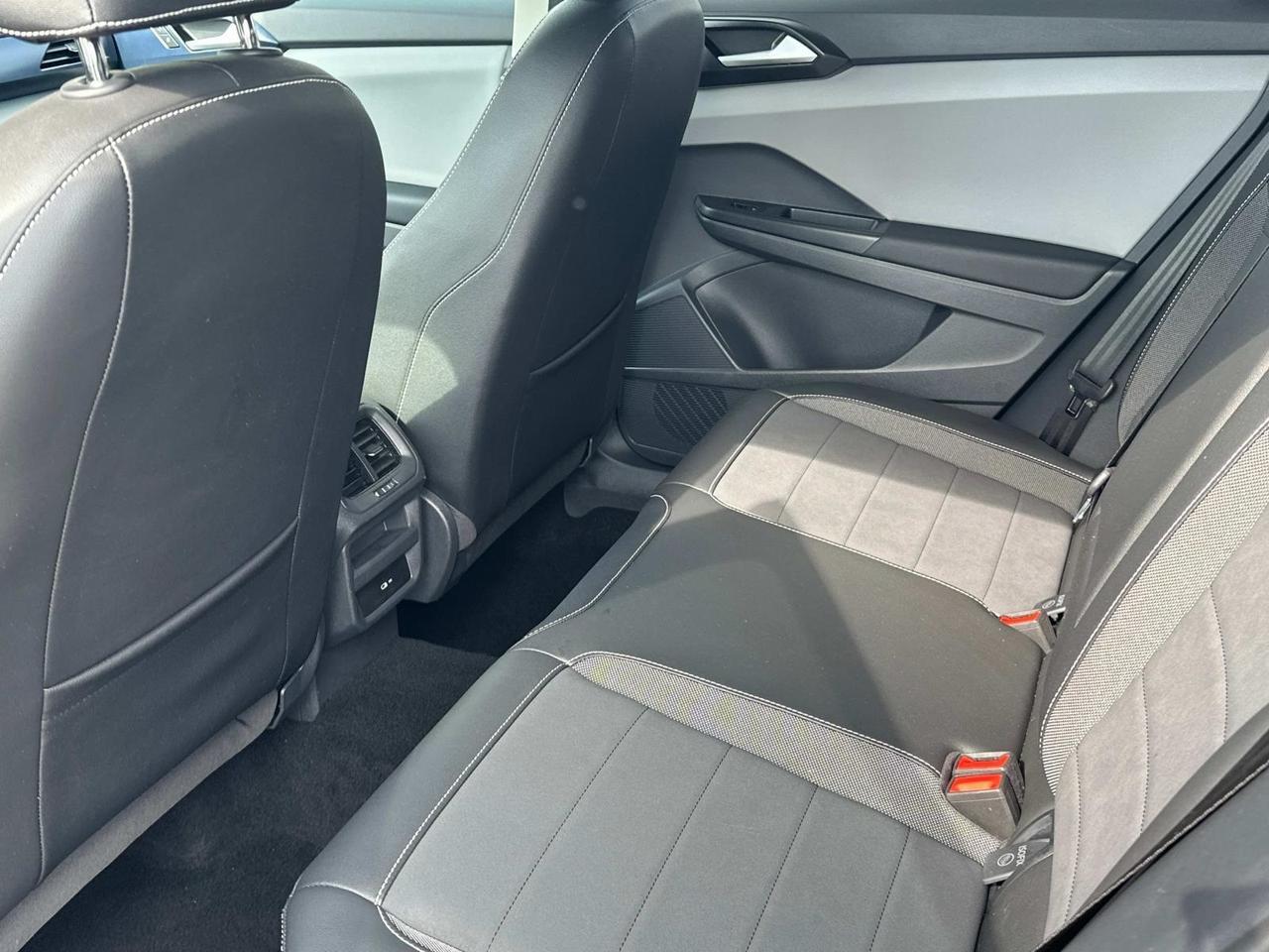 2023 Volkswagen Taos 1.5T SE Woodbridge VA