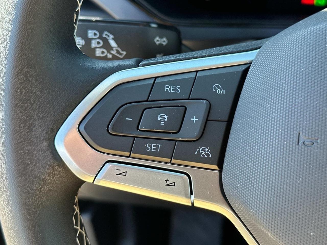 2023 Volkswagen Taos 1.5T SE Woodbridge VA
