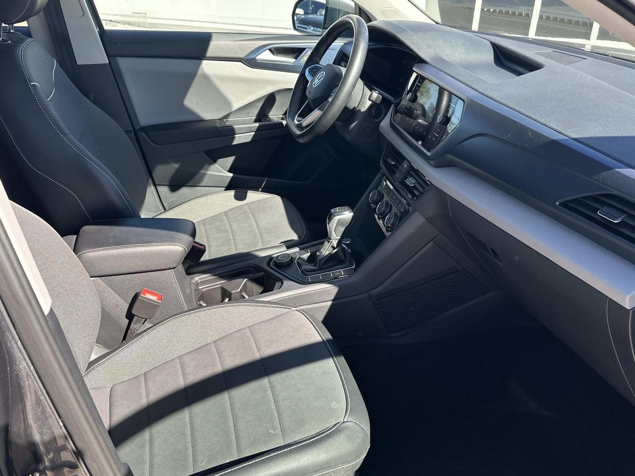 2023 Volkswagen Taos 1.5T SE Woodbridge VA