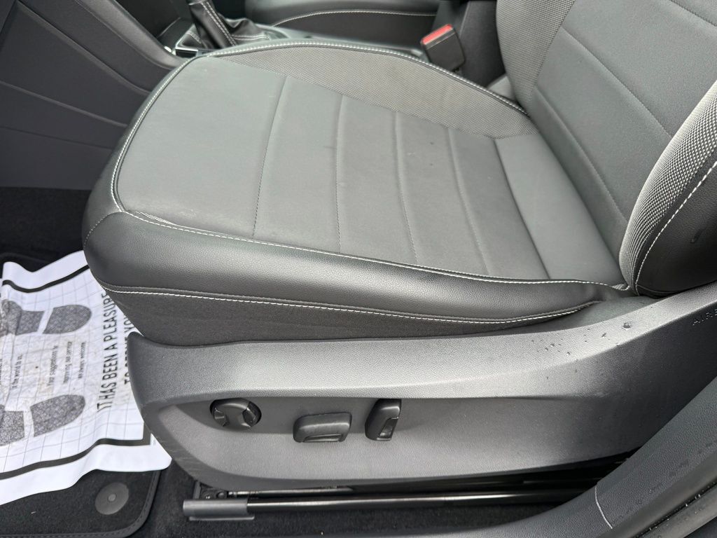 2023 Volkswagen Taos 1.5T SE Lakeland FL