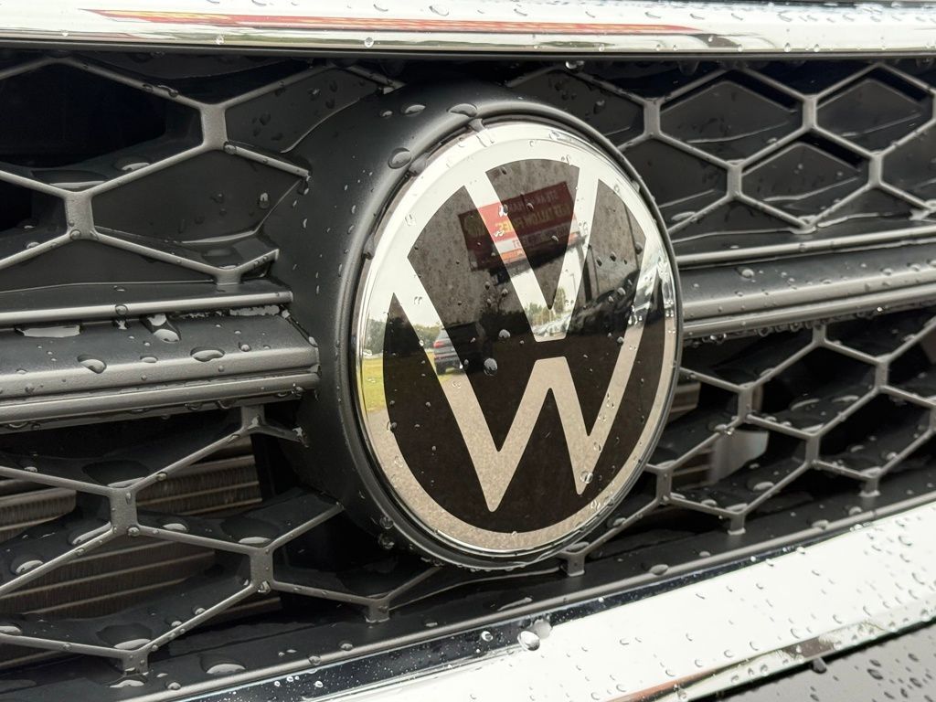 2023 Volkswagen Taos 1.5T SE Lakeland FL