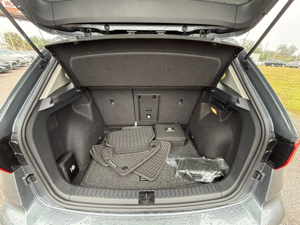 2023 Volkswagen Taos 1.5T SE Lakeland FL