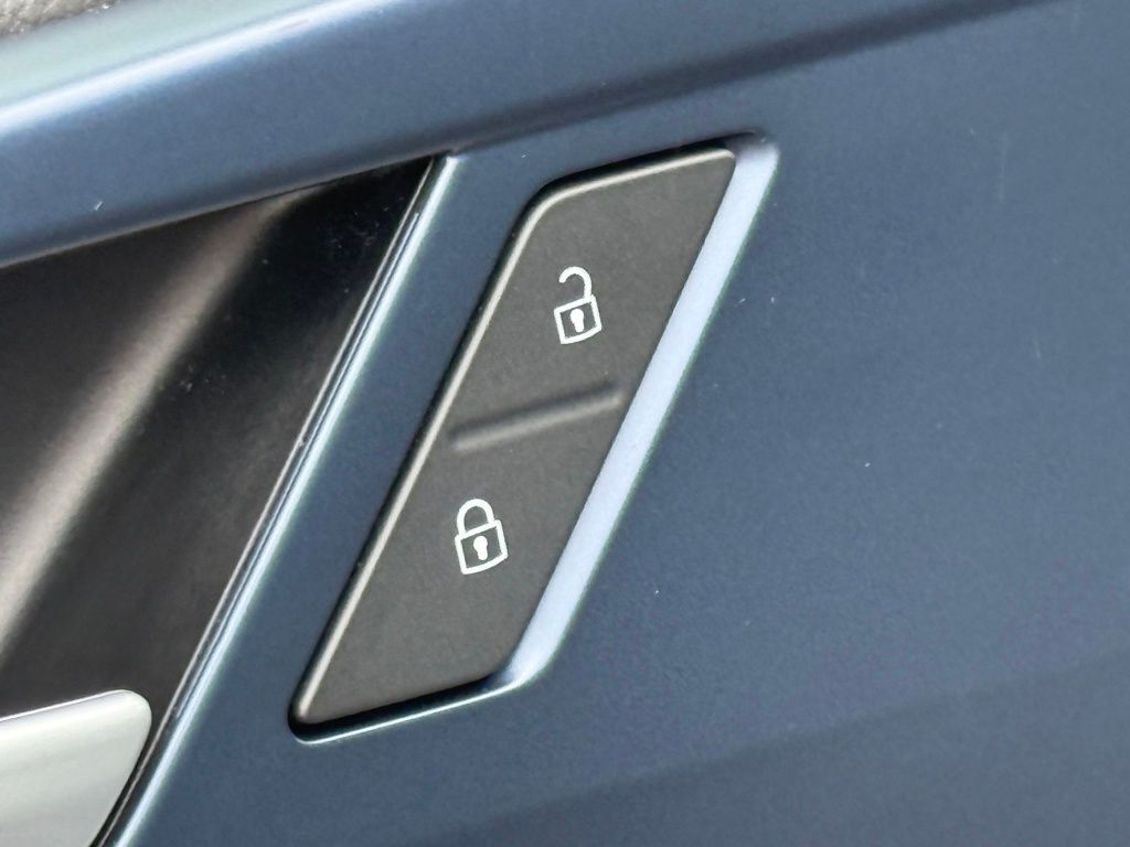 2023 Volkswagen Taos 1.5T SE Lakeland FL