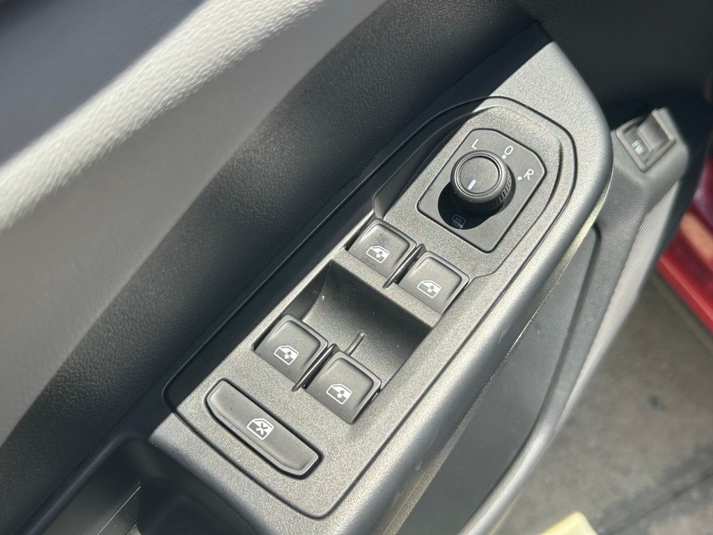 2023 Volkswagen Taos 1.5T SE Tampa FL