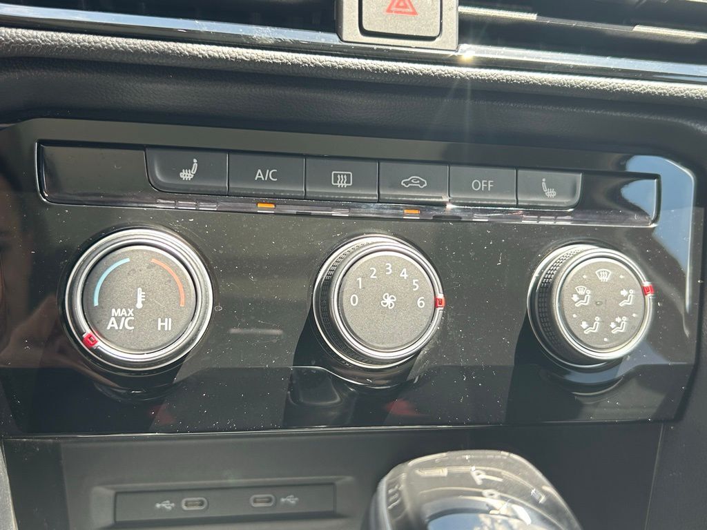 2023 Volkswagen Taos 1.5T SE Tampa FL