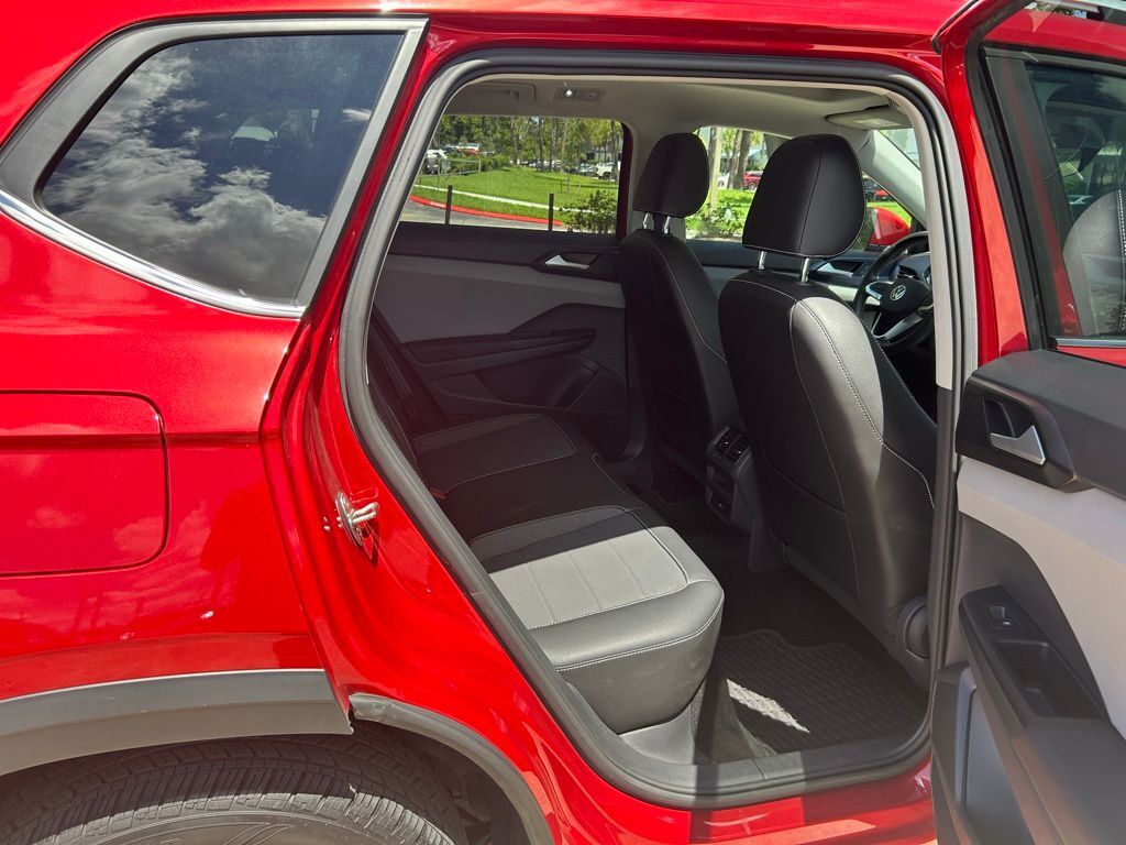 2023 Volkswagen Taos 1.5T SE Tampa FL