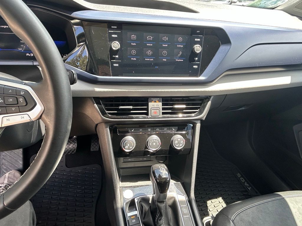2023 Volkswagen Taos 1.5T SE Tampa FL
