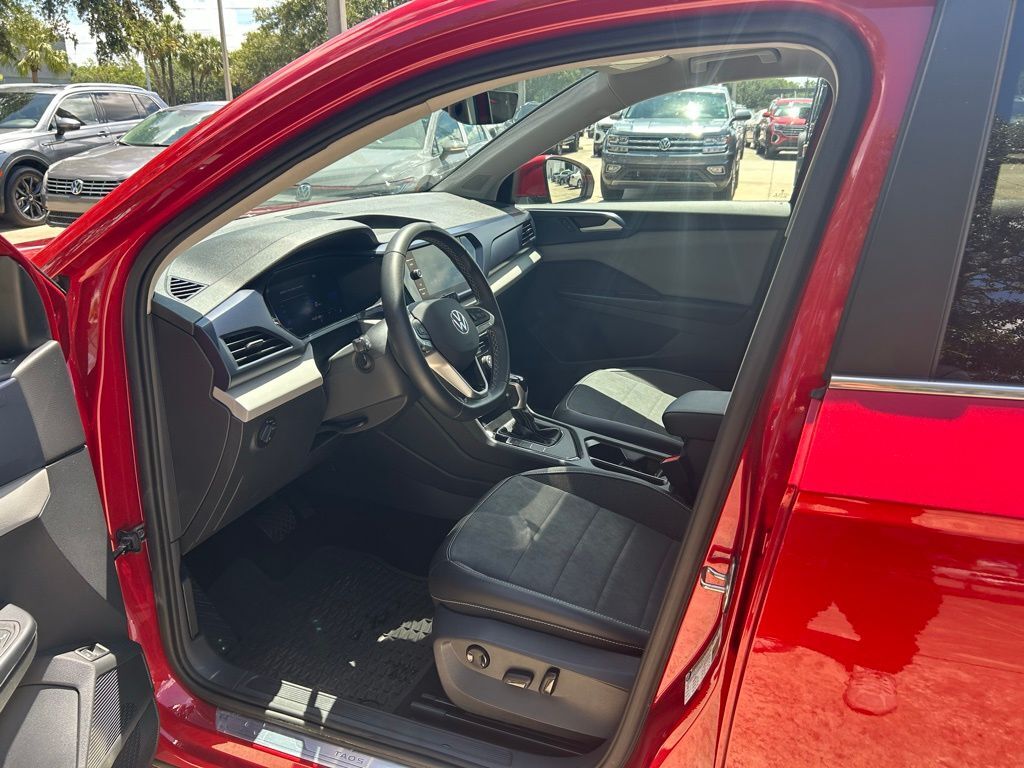 2023 Volkswagen Taos 1.5T SE Tampa FL