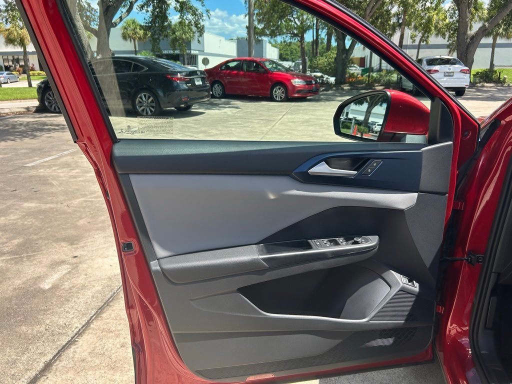 2023 Volkswagen Taos 1.5T SE Tampa FL