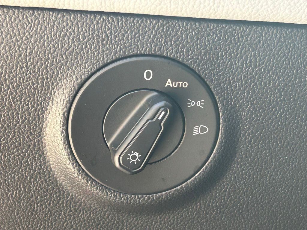2023 Volkswagen Taos 1.5T SE Tampa FL