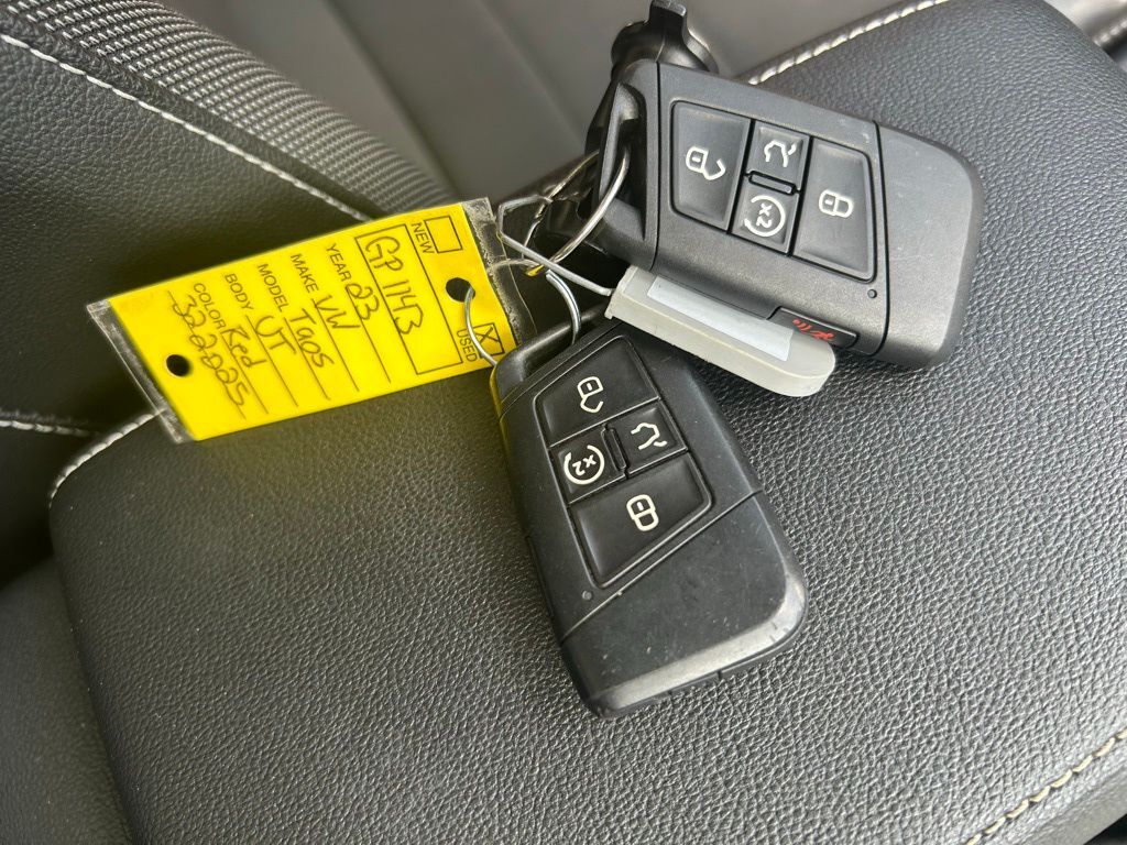 2023 Volkswagen Taos 1.5T SE Tampa FL