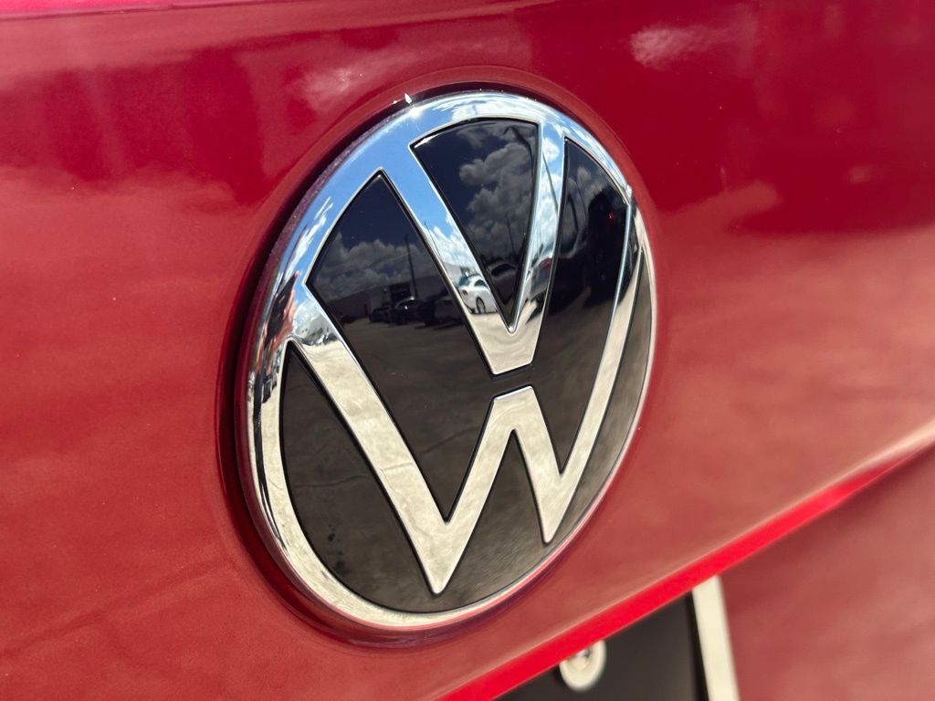 2023 Volkswagen Taos 1.5T SE Tampa FL