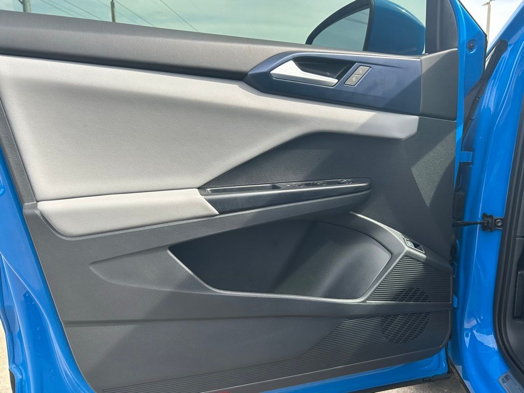 2023 Volkswagen Taos 1.5T SE Tampa FL