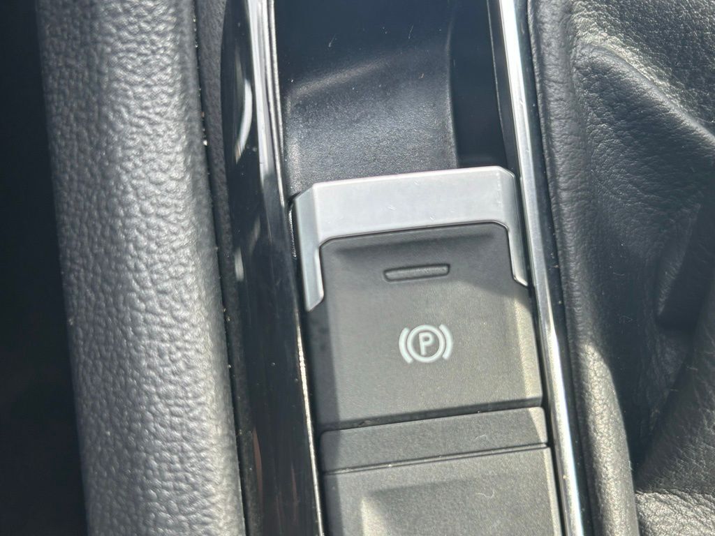 2023 Volkswagen Taos 1.5T SE Tampa FL