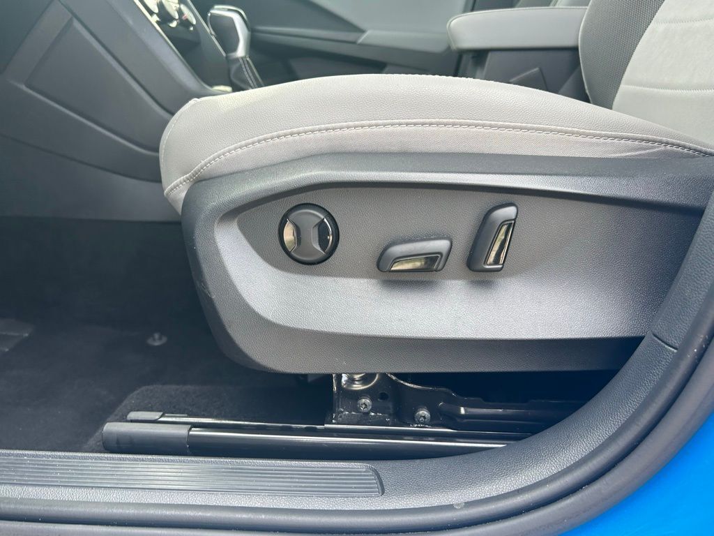 2023 Volkswagen Taos 1.5T SE Tampa FL