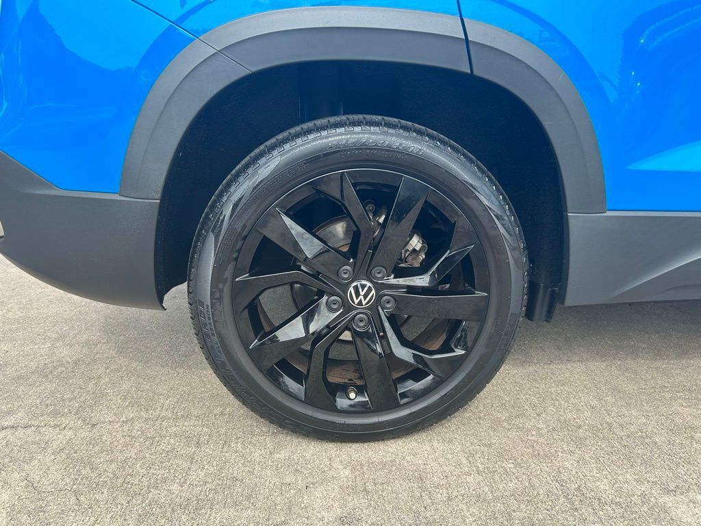 2023 Volkswagen Taos 1.5T SE Tampa FL