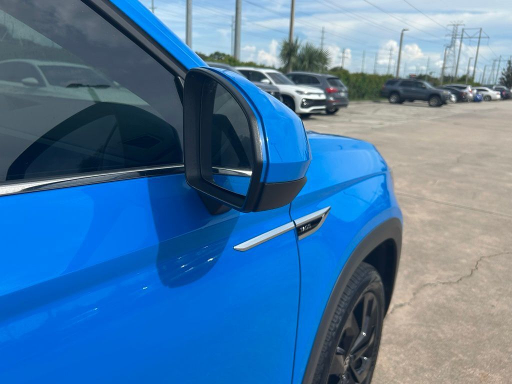 2023 Volkswagen Taos 1.5T SE Tampa FL