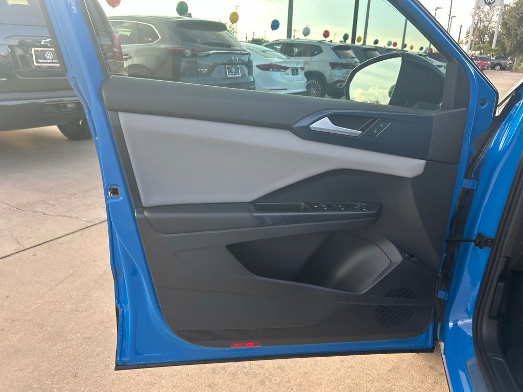 2023 Volkswagen Taos 1.5T SE Tampa FL