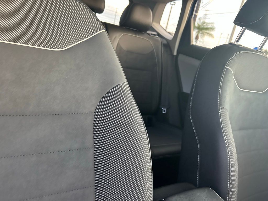 2023 Volkswagen Taos 1.5T SE Tampa FL