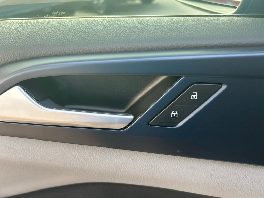 2023 Volkswagen Taos 1.5T SE Tampa FL