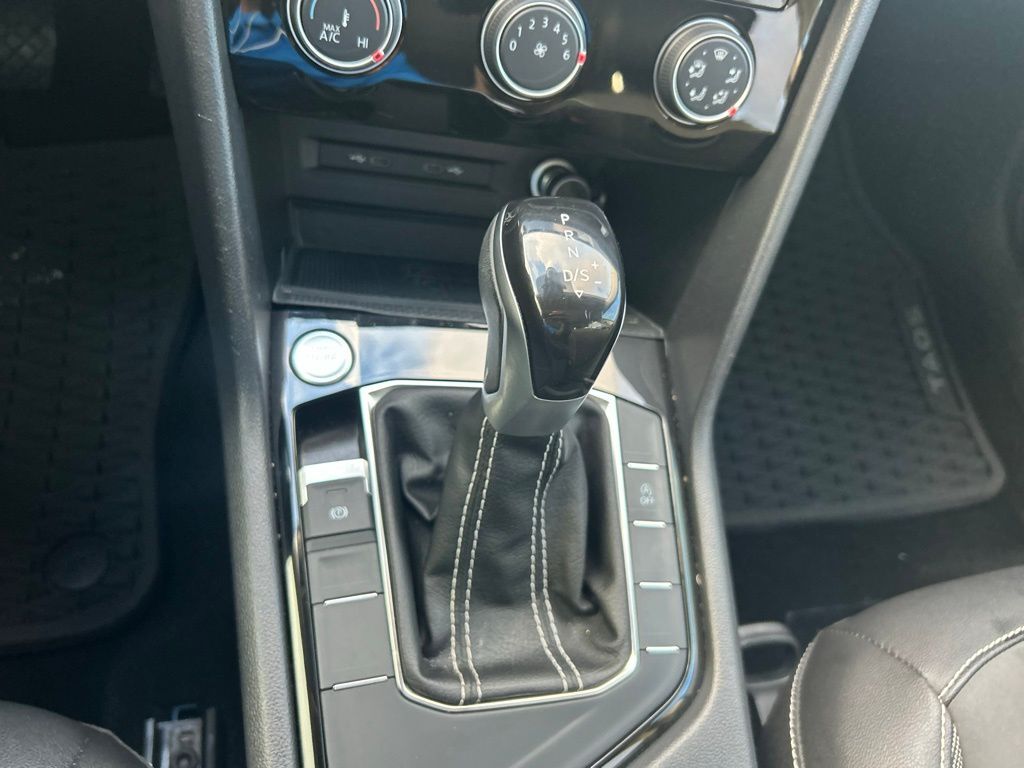 2023 Volkswagen Taos 1.5T SE Tampa FL