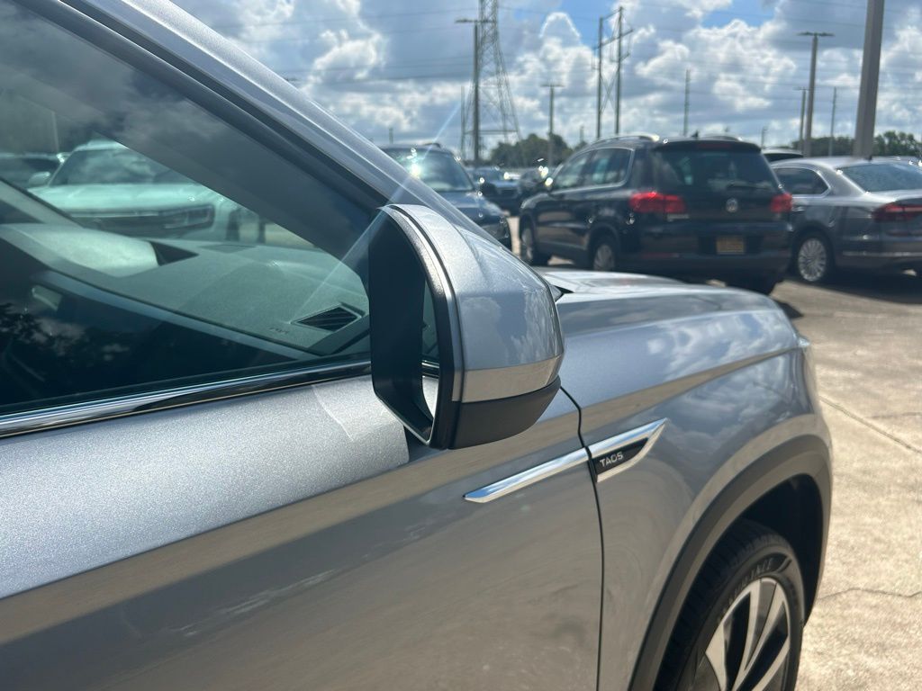 2023 Volkswagen Taos 1.5T SE Tampa FL